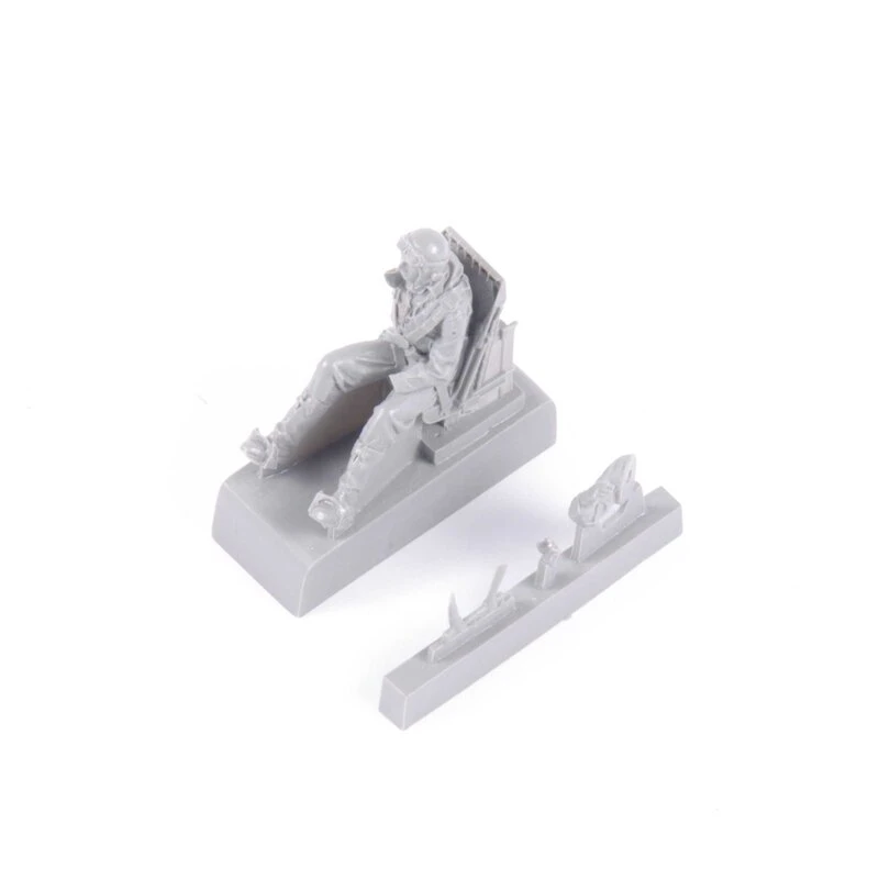 Hawker Tempest Mk.V Pilot (assis) (conçu Pour être Utilisé Avec Les Kits Eduard) Une Superbe Silhouette D’un Pilote Britannique