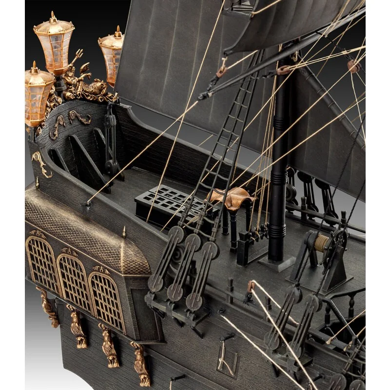Revell Black Pearl Pirate Ship Un Kit De Construction Modèle De La Légendaire Pearl Black, Le Navire Commandé Par Le Capitaine Jack Spa – Image 4