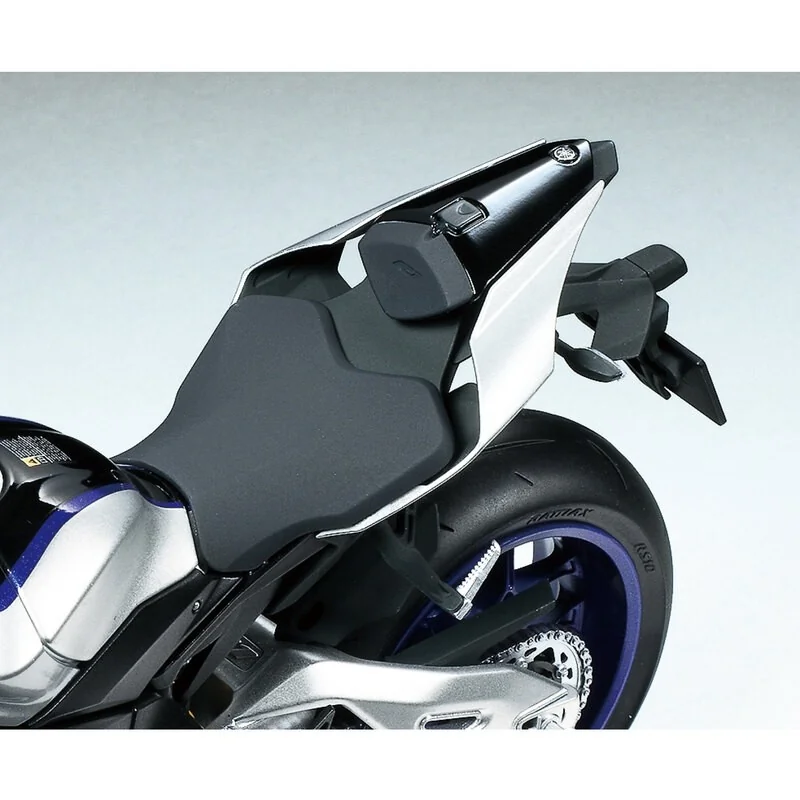 Tamiya Maquette Yamaha YZF-R1M – Image 4