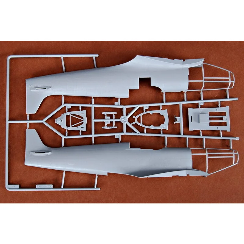 Trumpeter Maquette Avion Supermarine Spitfire Mk.VI – Image 17