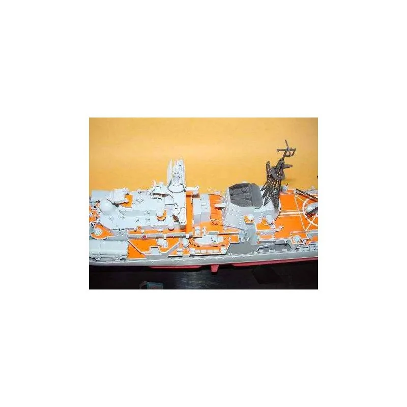 Trumpeter Destroyer Type 956E De Classe Sovremenny 956E Avec Rampes En Laiton Photodécoupé Et Mâts – Image 8