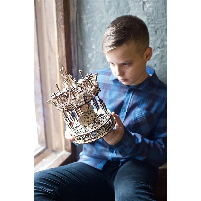 UGEARS Maquette Manège – Image 14