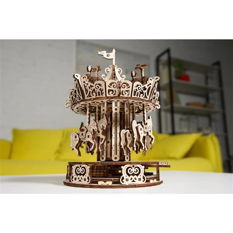 UGEARS Maquette Manège – Image 3
